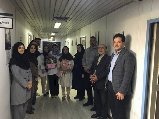 گرامیداشت روز داروساز؛ بازدید مدیریت بیمارستان از واحد داروسازی